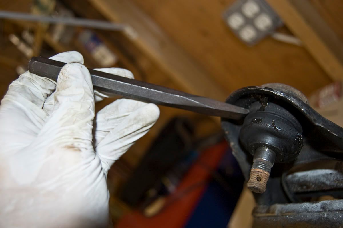 NA Replacing those pesky upper ball joint boots howto